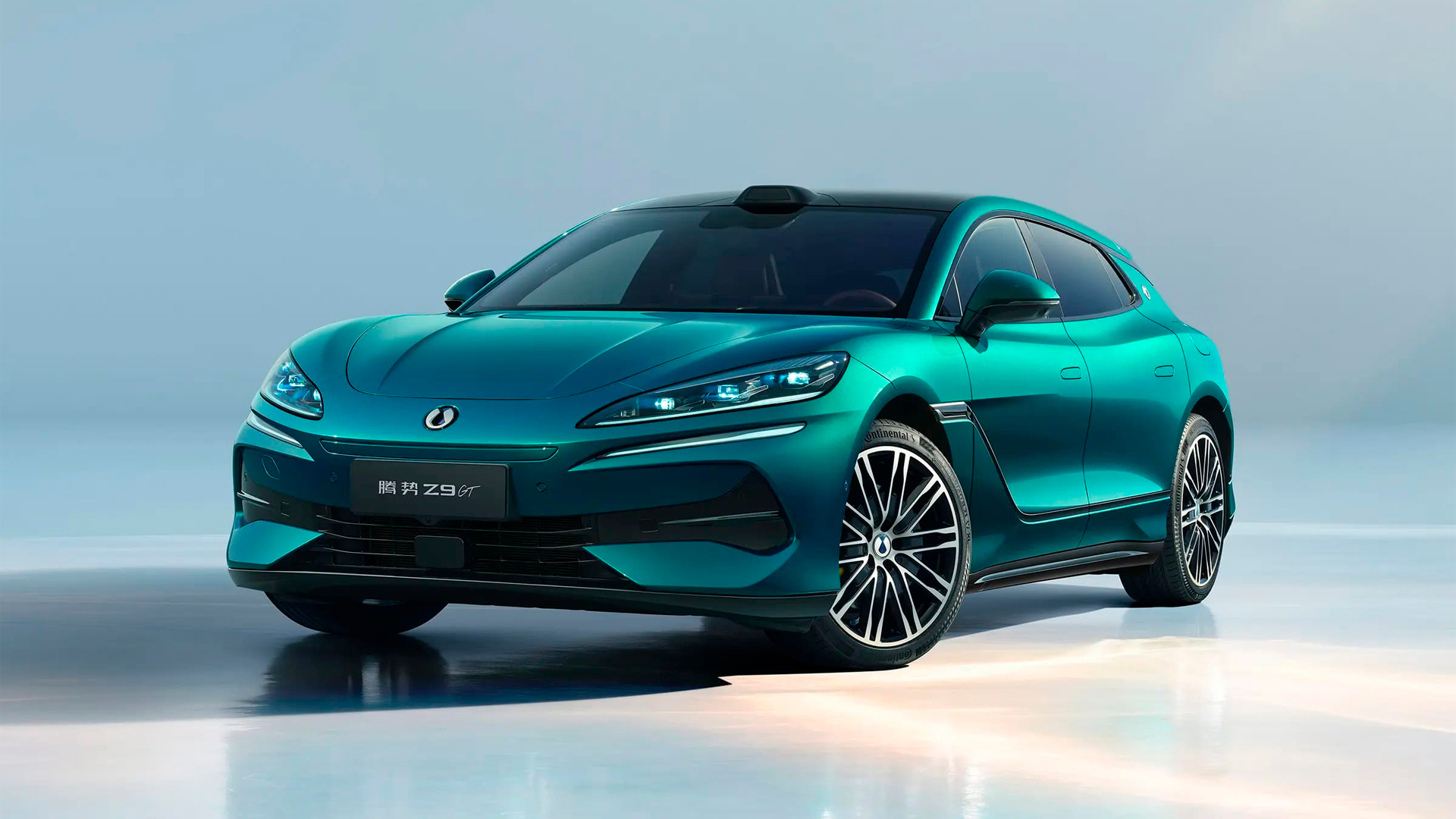 Гибридный автомобиль Denza Z9GT DM 2026